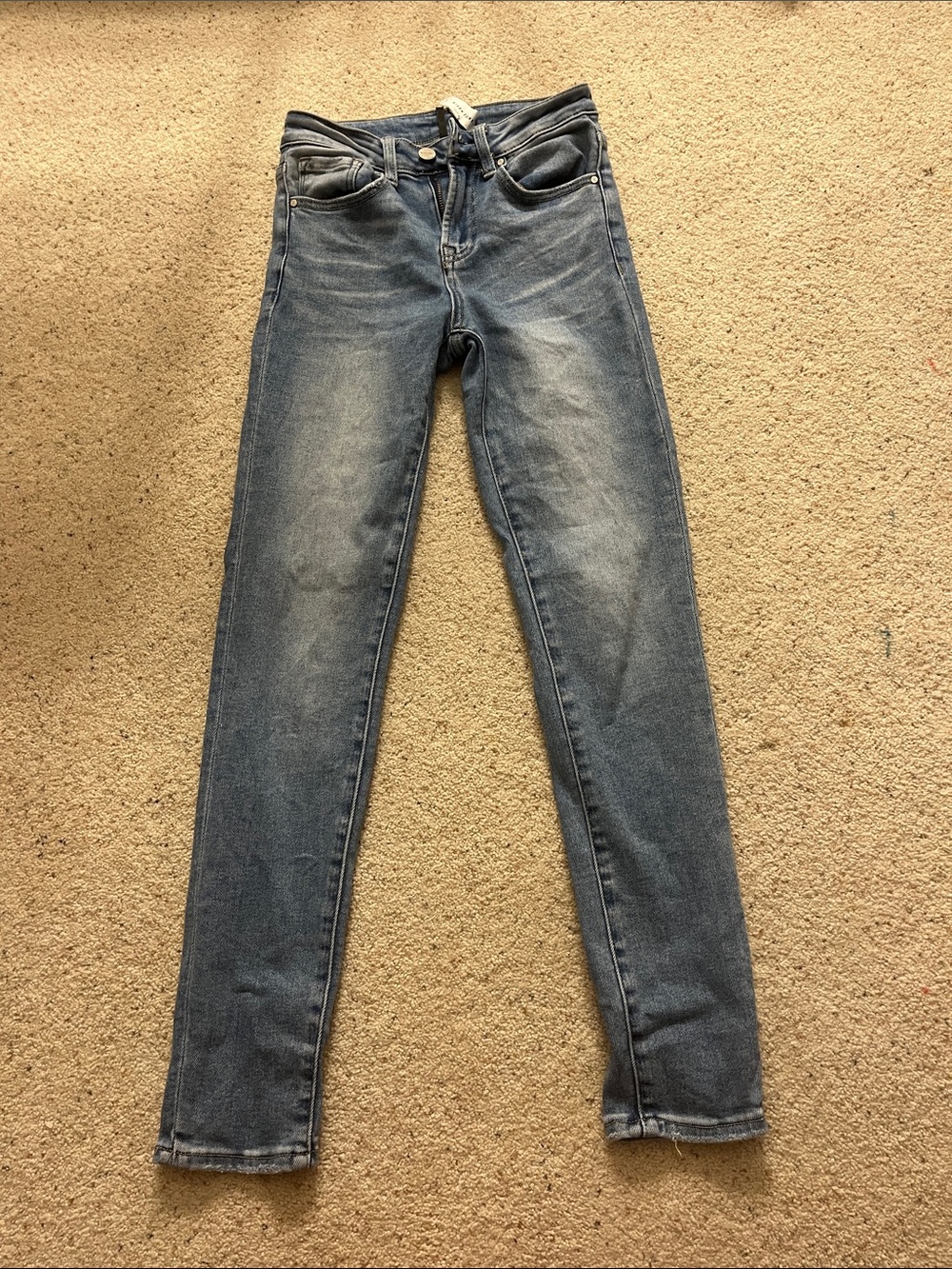 Women’s High-Rise Skinny Jeans in Faded Blue